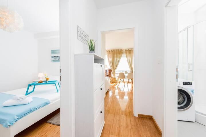 Blue Sky, Modern Sea View Apartment Novalja Exterior photo