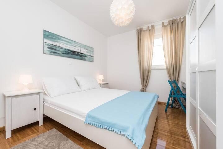 Blue Sky, Modern Sea View Apartment Novalja Exterior photo